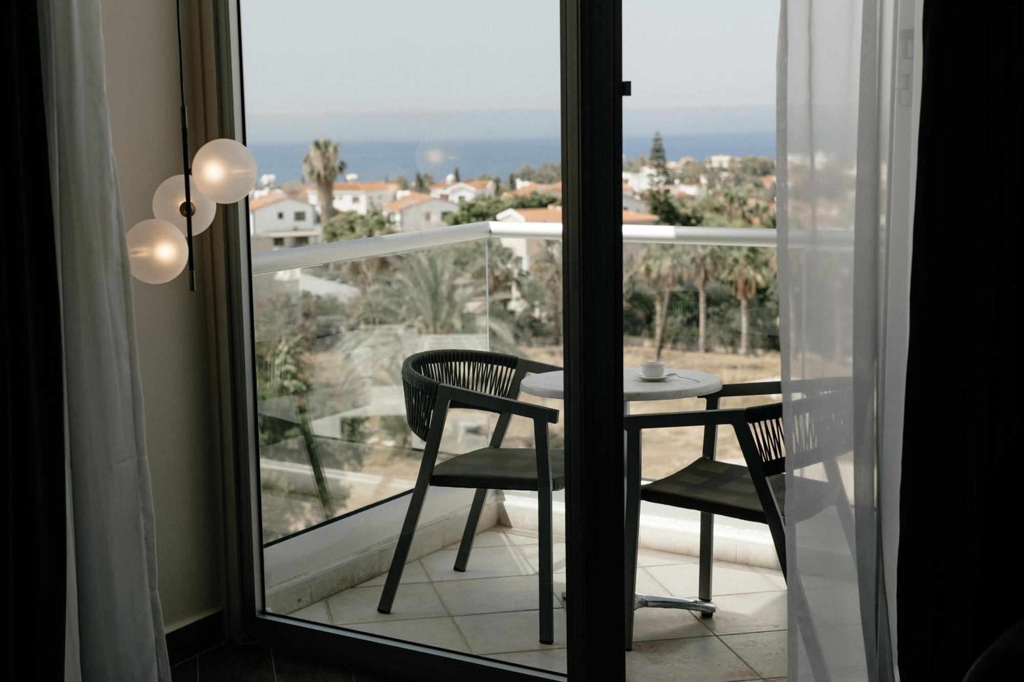 Cali Resort & Spa Designed For Adults By Louis Hotels Peyia Extérieur photo